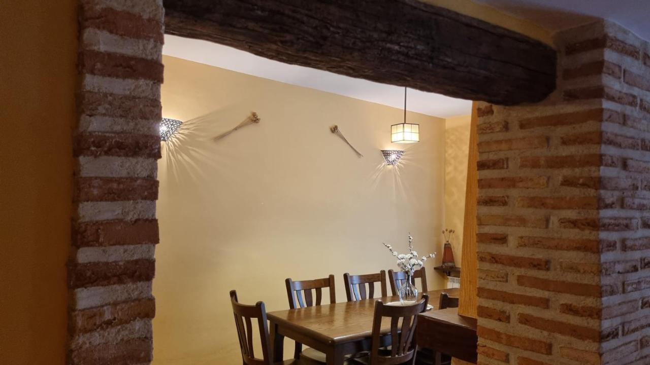 Casa Rural La Posada De Santa Teresa Pastrana Eksteriør bilde