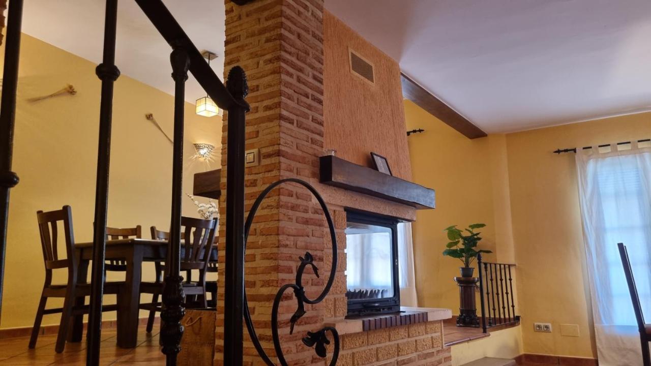 Casa Rural La Posada De Santa Teresa Pastrana Eksteriør bilde