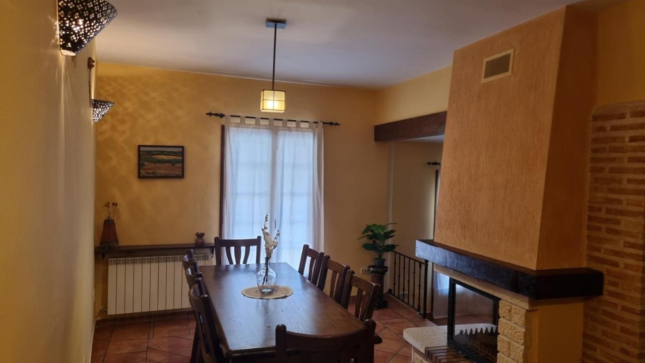 Casa Rural La Posada De Santa Teresa Pastrana Eksteriør bilde
