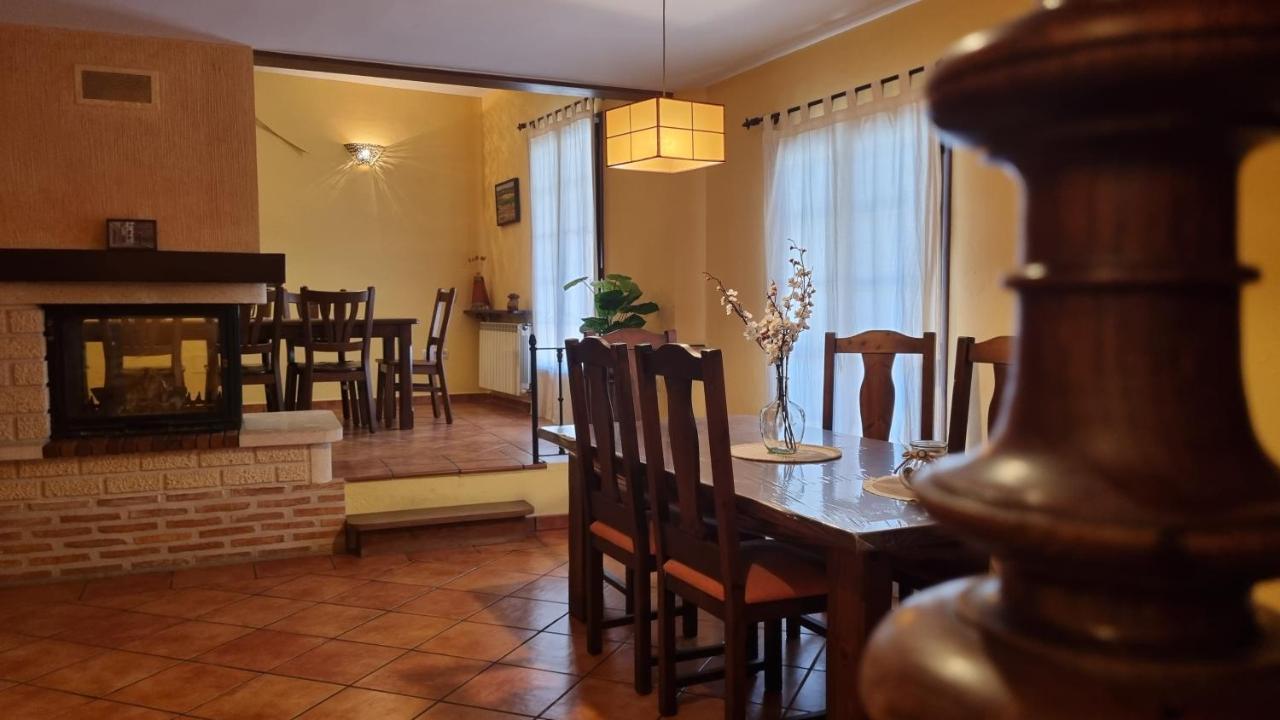 Casa Rural La Posada De Santa Teresa Pastrana Eksteriør bilde
