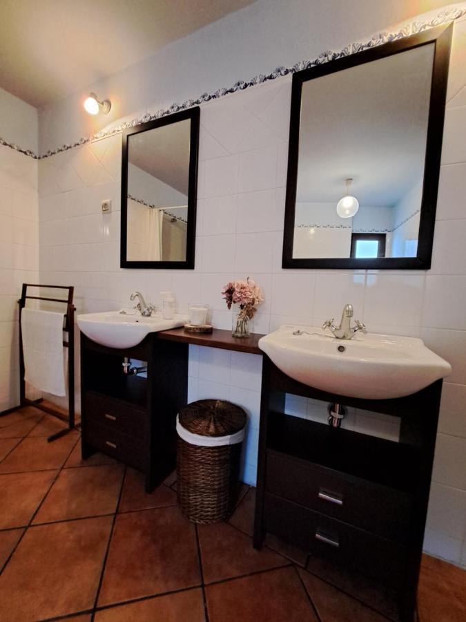 Casa Rural La Posada De Santa Teresa Pastrana Eksteriør bilde